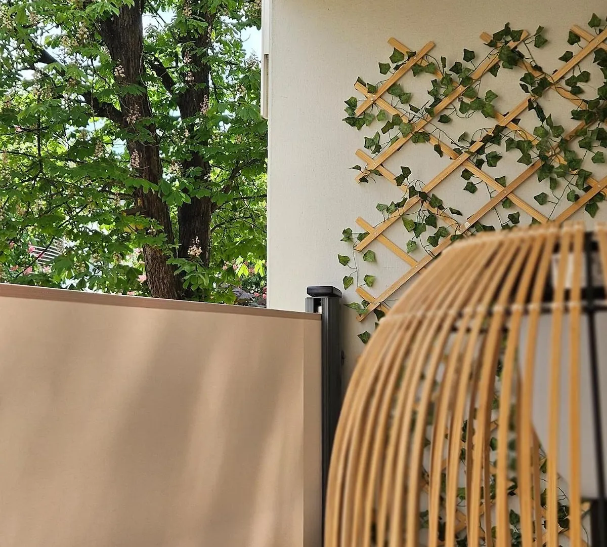 Large Cozy Studio With Balcony And Kitchen At Pasing Mnichov